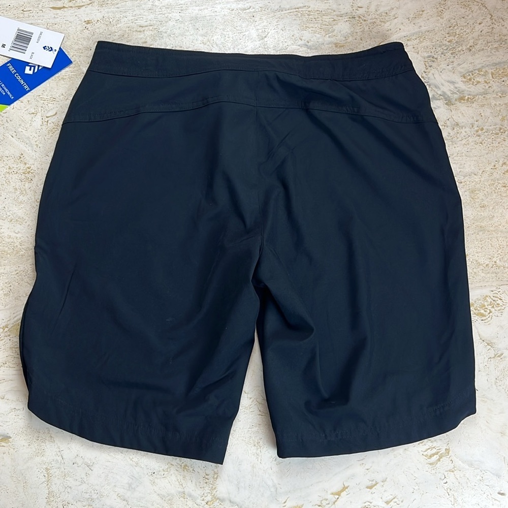 Free Country black beach 2 boardwalk Bermuda shorts size medium - Picture 9 of 9